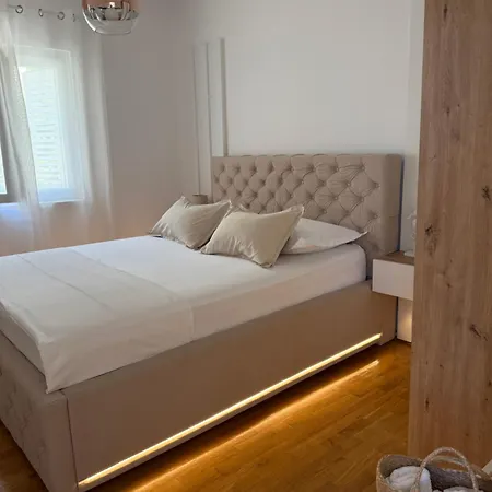 Apartment Jelena
